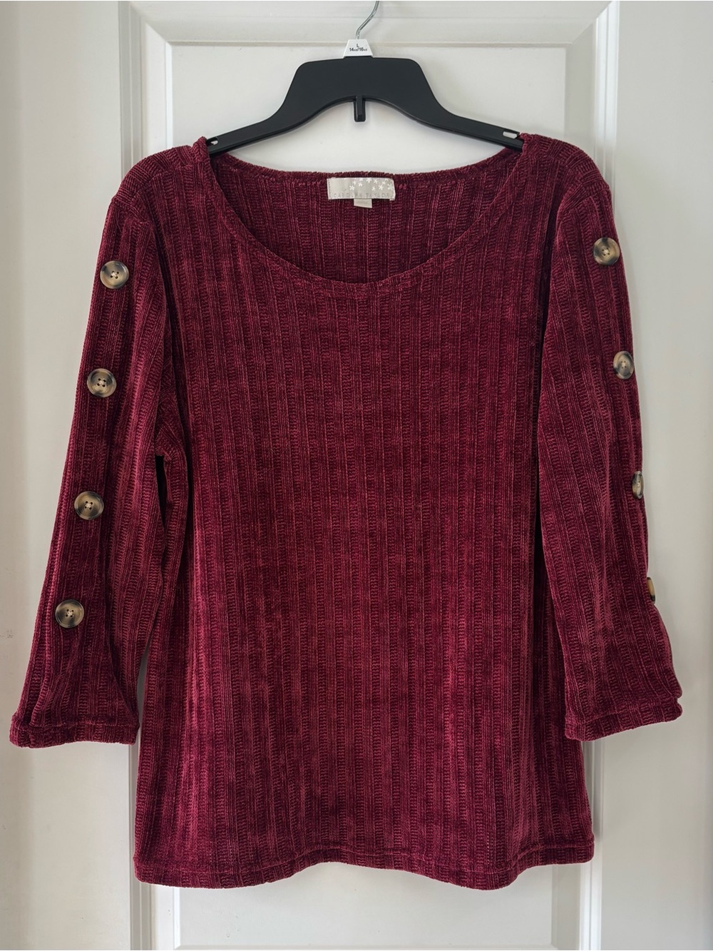 Women’s Ribbed Button-Sleeve Top in Burgundy L